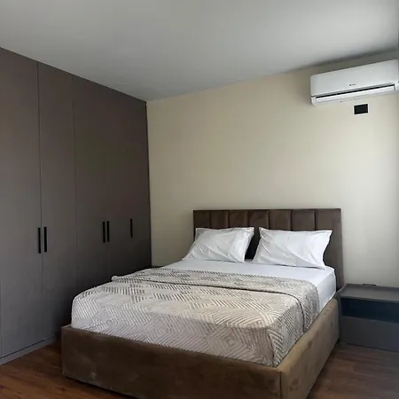 Streha E Kembanave Guest house Shkoder